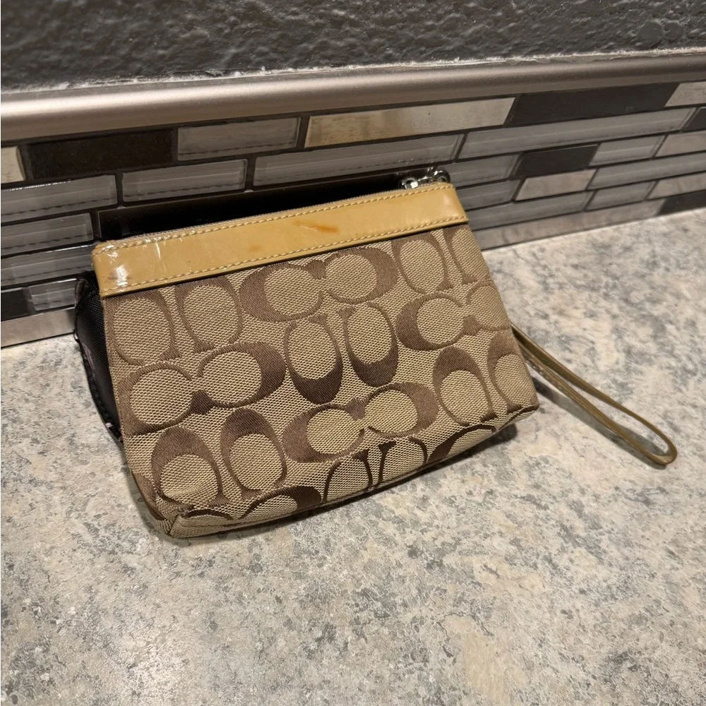 Coach Signature Camel/Tan Canvas Wristlet